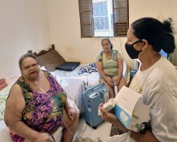 Entrega de doações na Vila Paquetá  na região da Pampulha (BH), no dia 03/03.